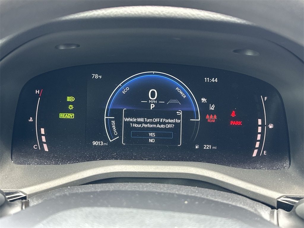 2025 Toyota Camry LE photo 17