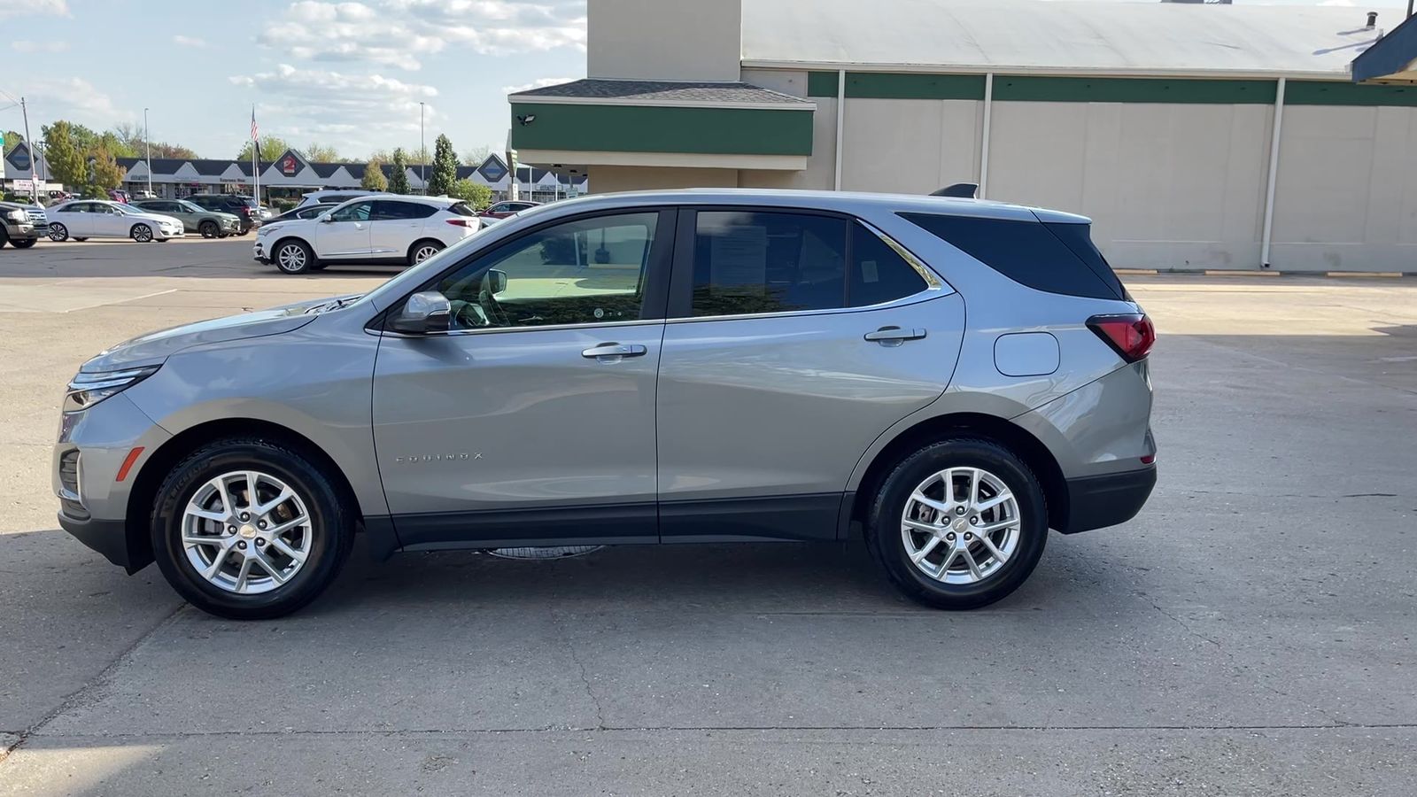 2023 Chevrolet Equinox LT photo 5