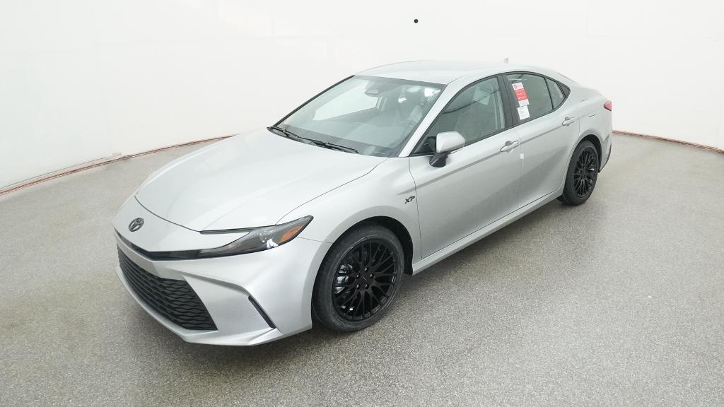 2026 Toyota Camry LE's photo