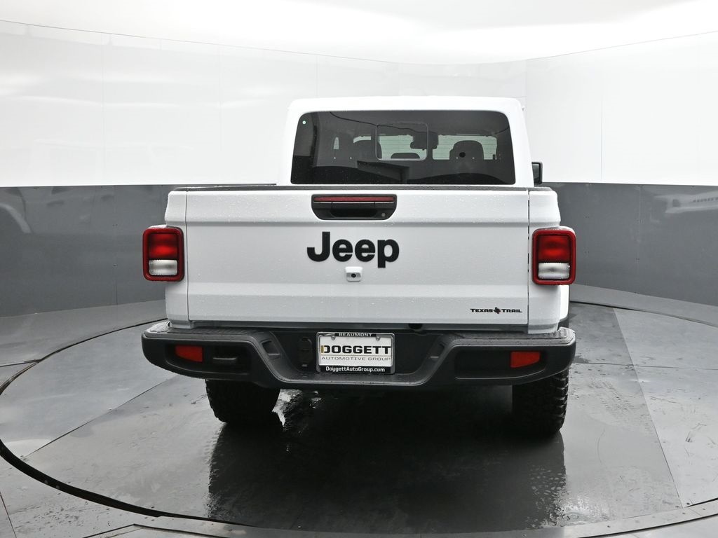 2025 Jeep Gladiator Sport photo 9