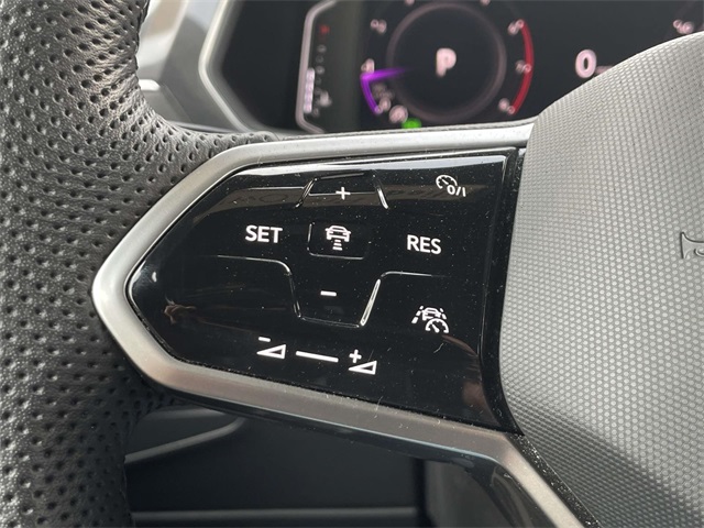 2022 Volkswagen Tiguan SEL Premium R-Line photo 29