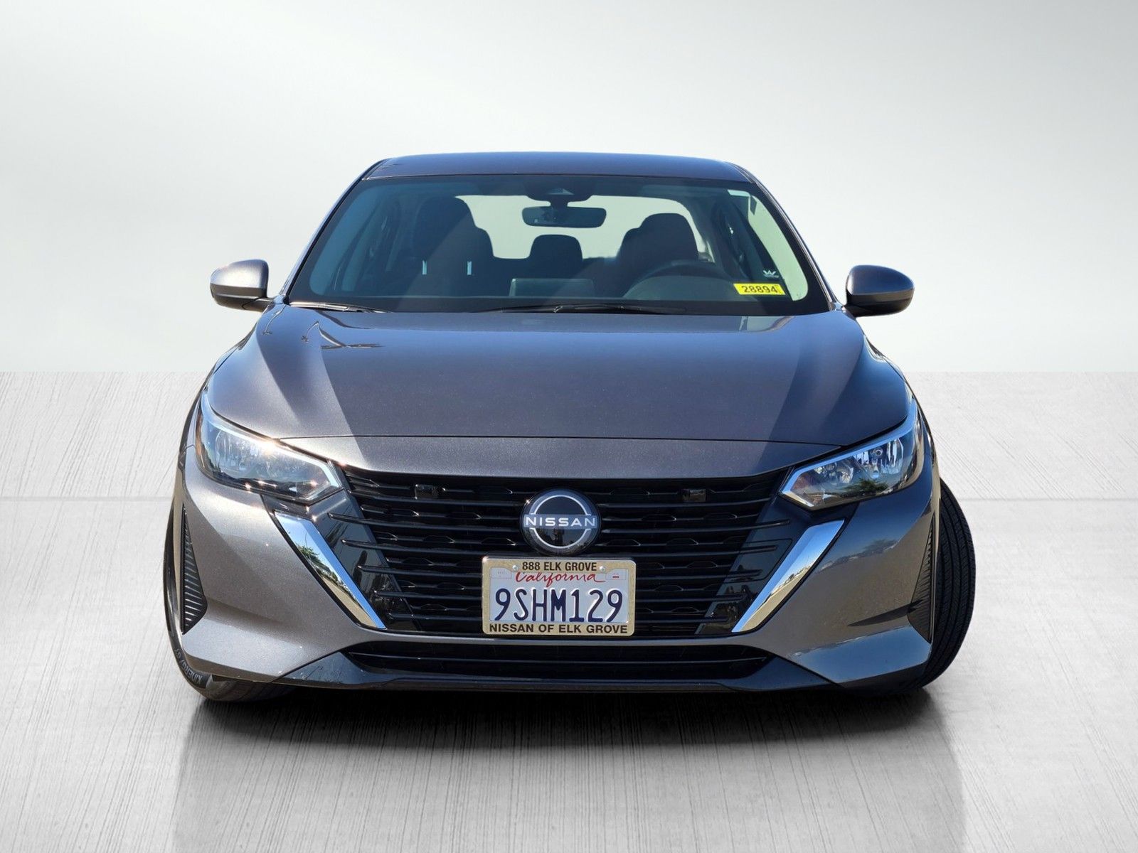 2025 Nissan Sentra SV photo 2