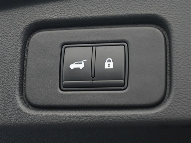 2022 Nissan Pathfinder Platinum photo 27