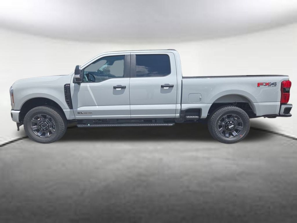 2025 Ford F-250 XL photo 2
