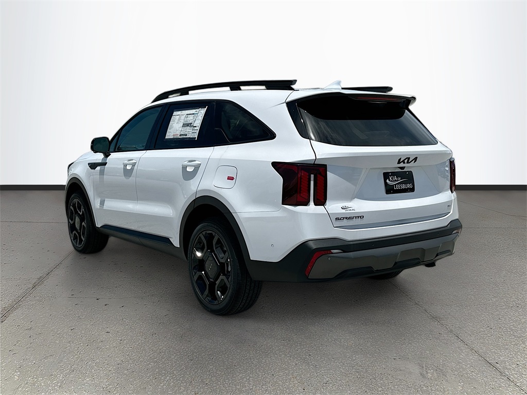 2025 Kia Sorento X-Line SX photo 3