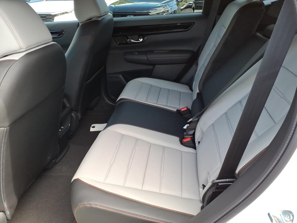 2026 Honda CR-V Hybrid Sport Touring photo 6