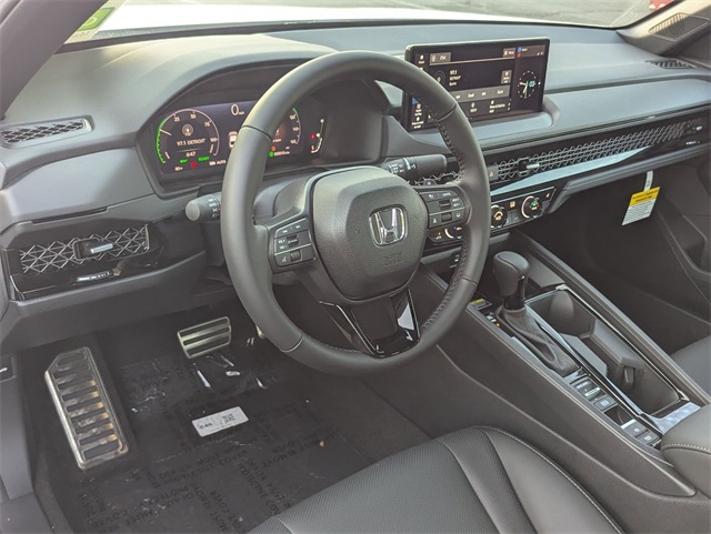 2025 Honda Accord Hybrid Sport-L photo 2