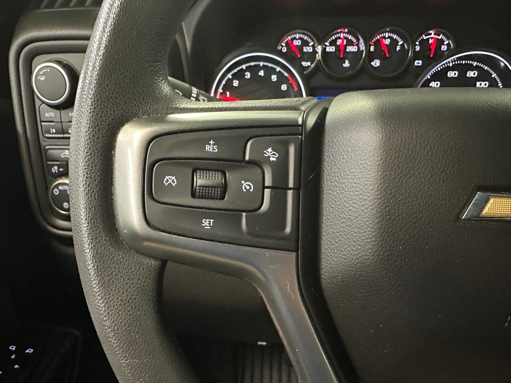 2021 Chevrolet Silverado 1500 Custom photo 6