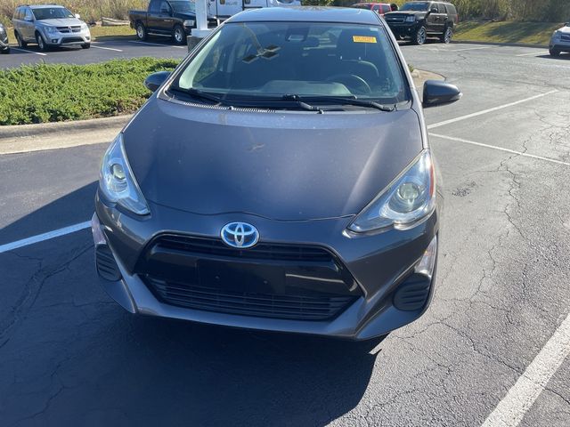 2016 Toyota Prius C Four photo 2