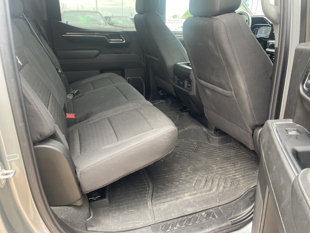 2023 Chevrolet Silverado 1500 RST photo 18