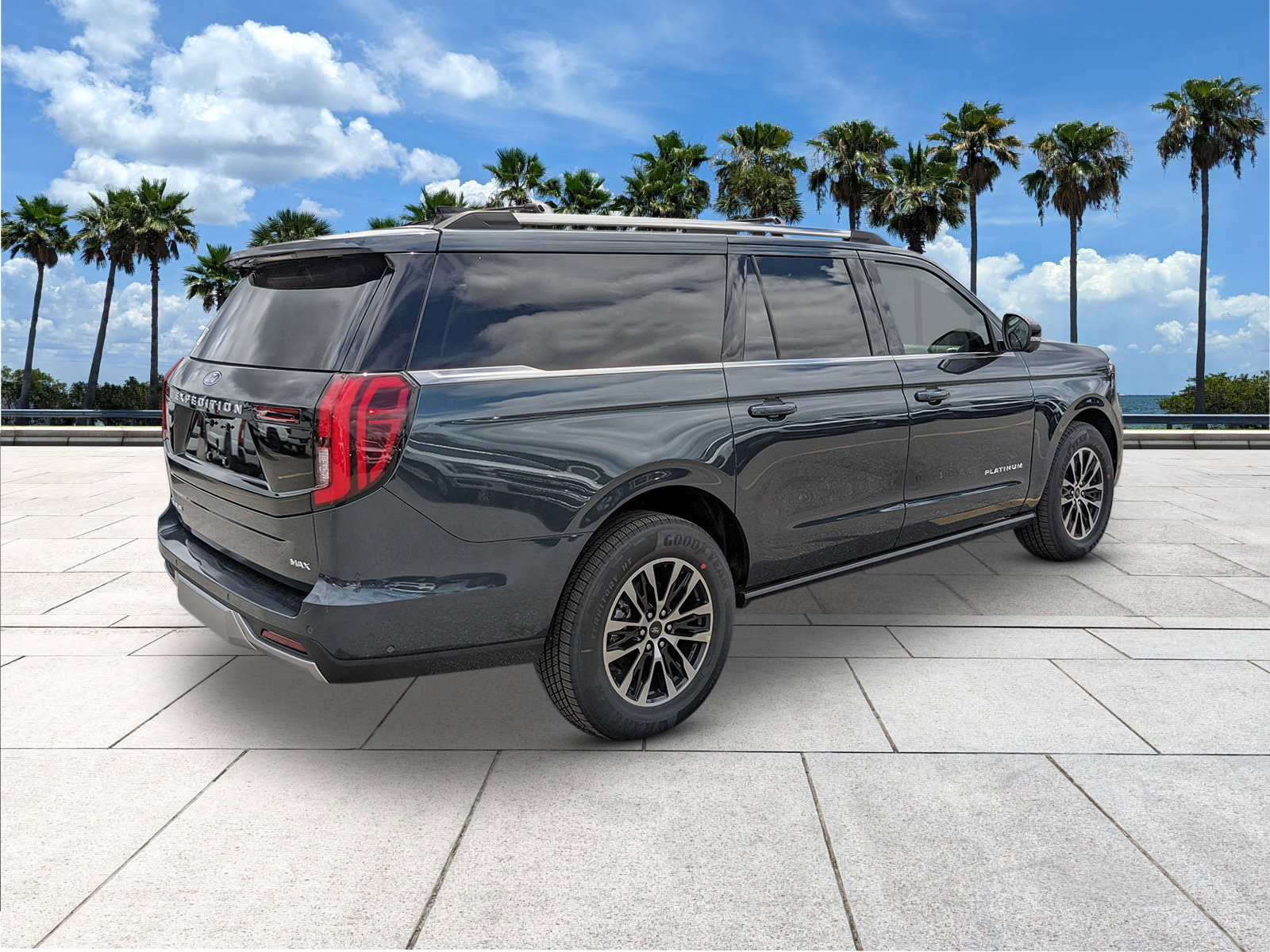 2025 Ford Expedition MAX Platinum photo 8