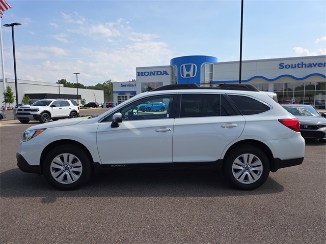 Used 2016 Subaru Outback Premium with VIN 4S4BSBFC1G3228917 for sale in Southaven, MS
