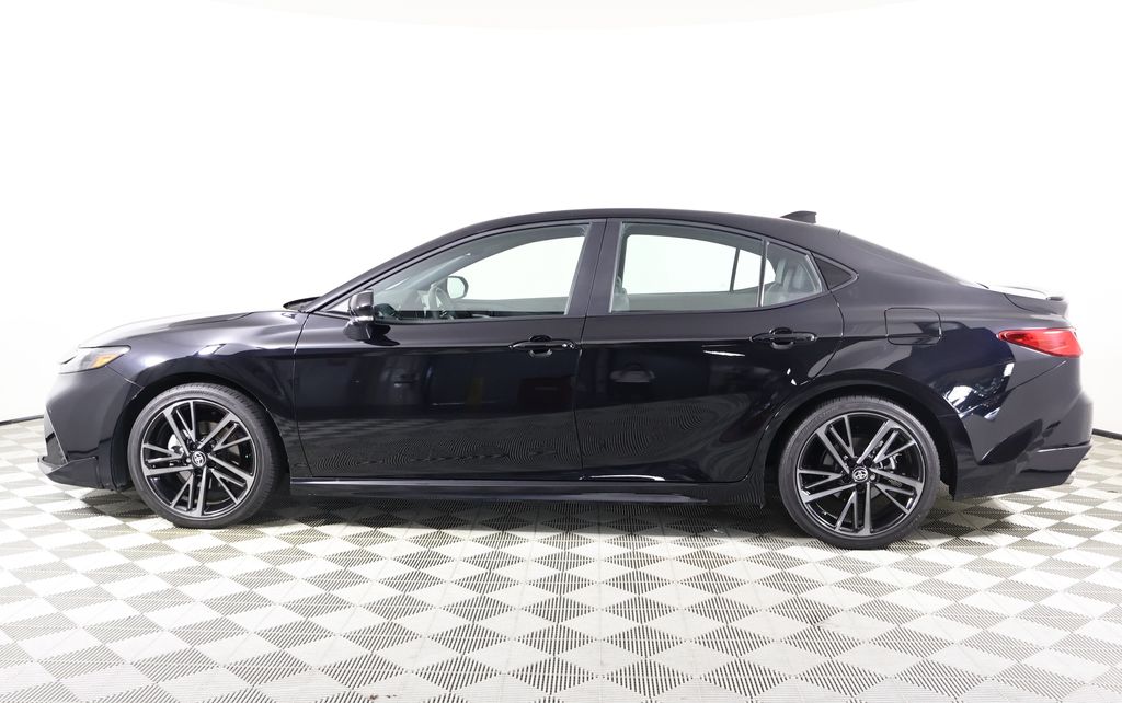 2025 Toyota Camry XSE photo 3
