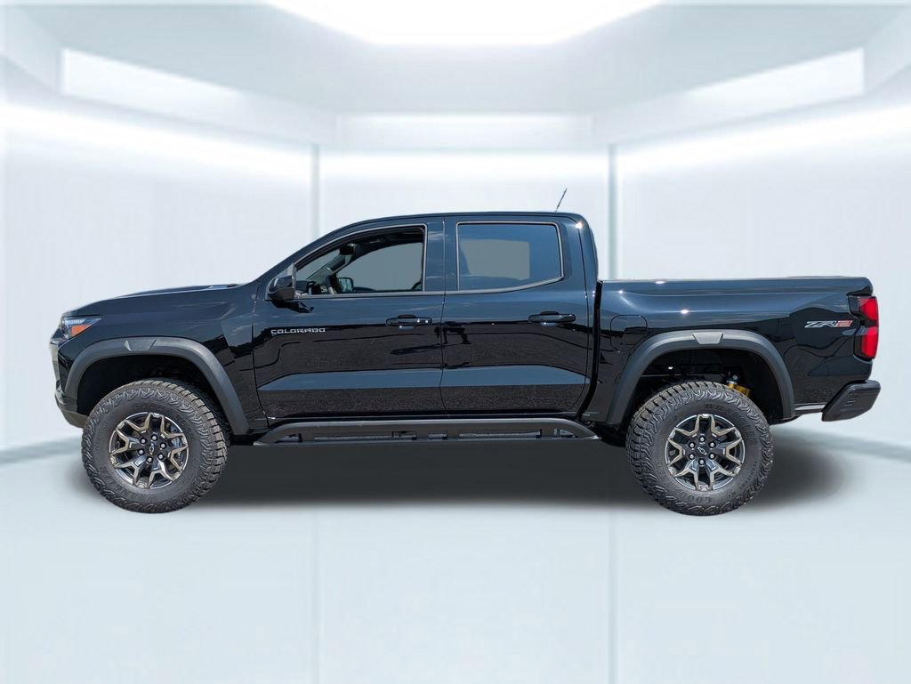 2025 Chevrolet Colorado ZR2 photo 2