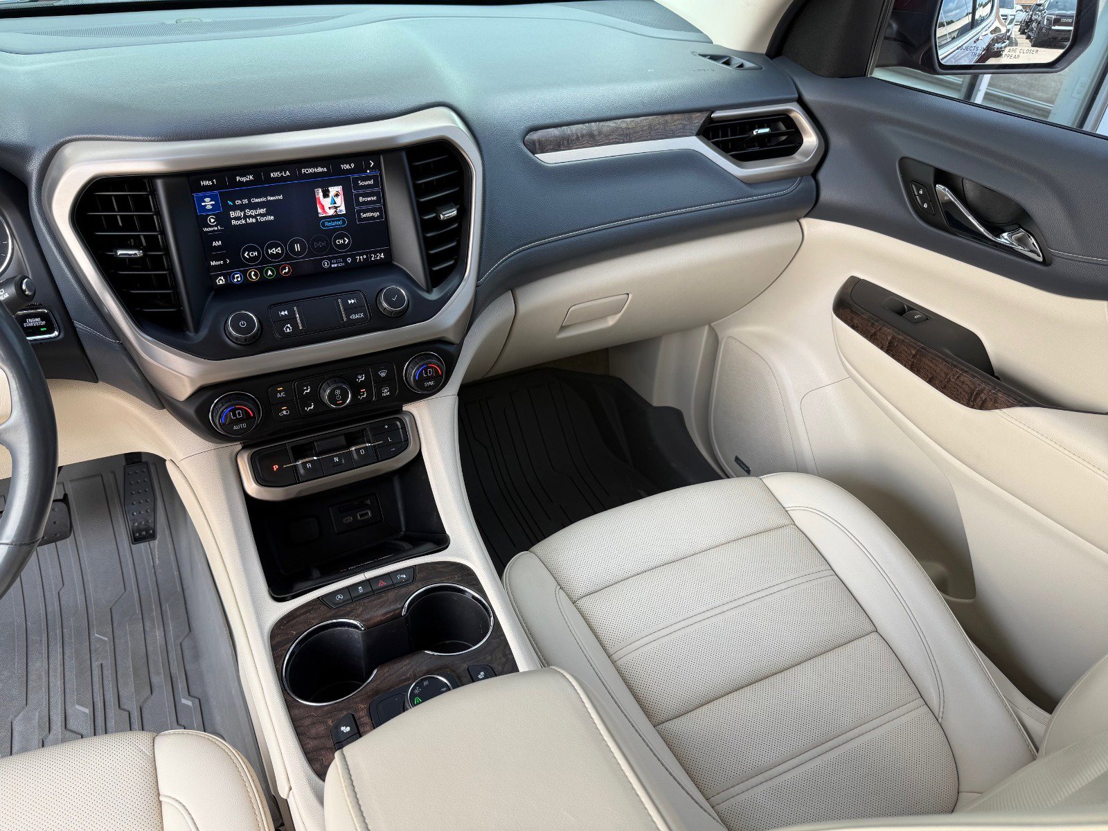 2021 Gmc Acadia Denali photo 15