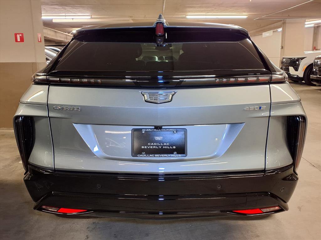 2025 Cadillac Lyriq Sport photo 9