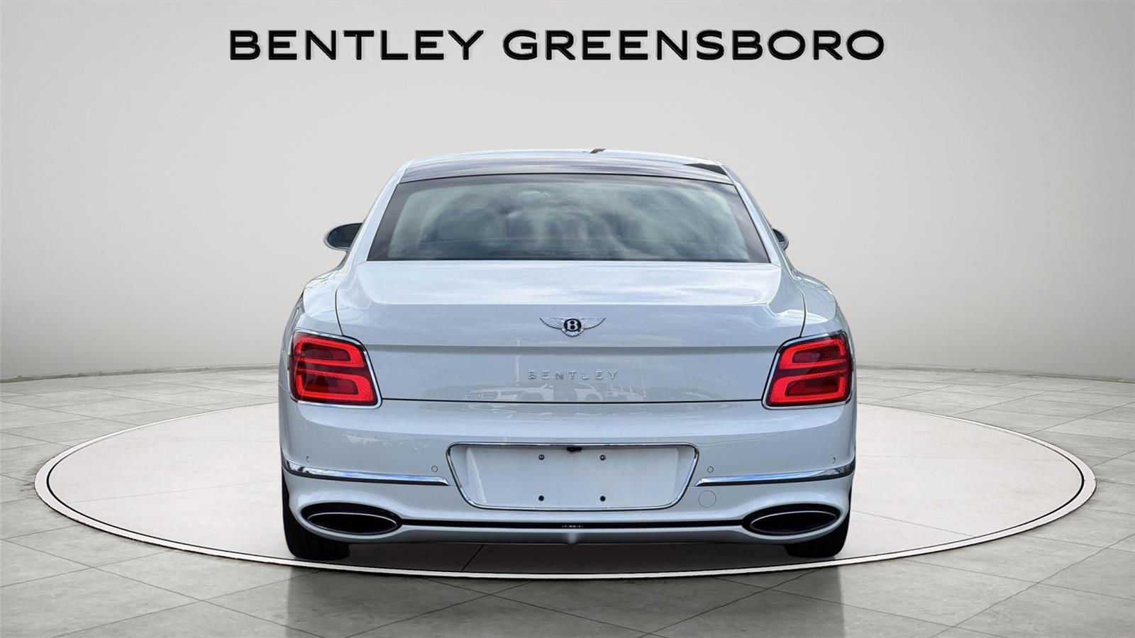 2026 Bentley Flying Spur photo 3