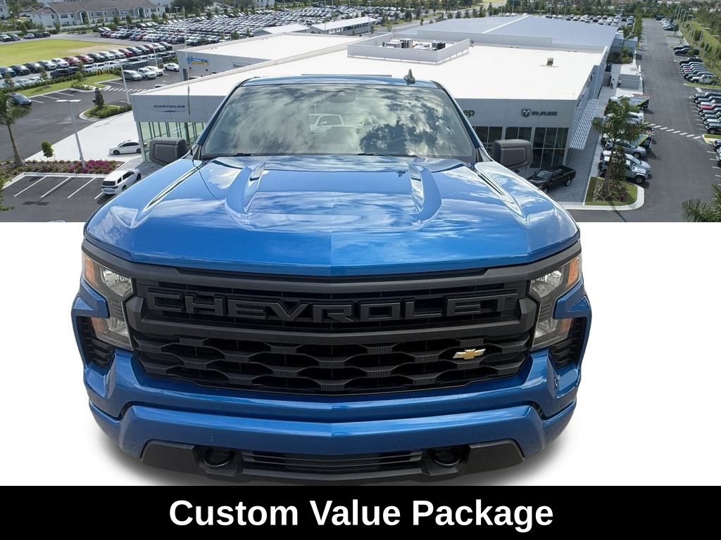 2023 Chevrolet Silverado 1500 Custom photo 8
