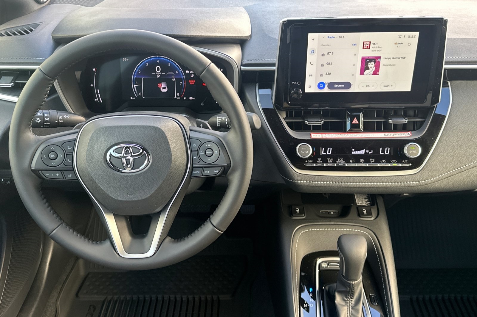 2025 Toyota Corolla XSE photo 14