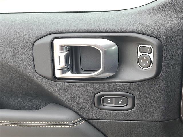 2025 Jeep Gladiator Texas Trail photo 22