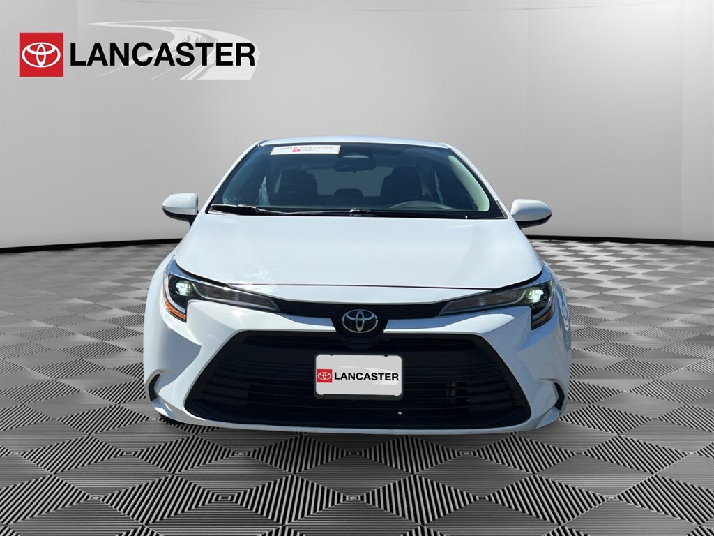 2023 Toyota Corolla LE photo 2