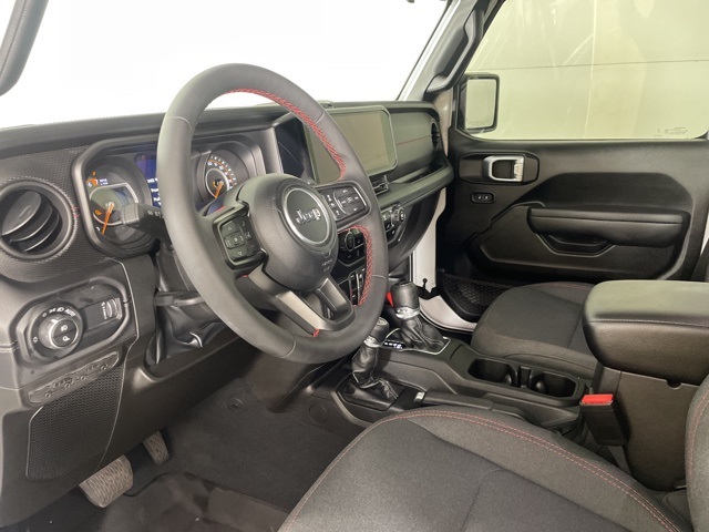 2024 Jeep Gladiator Rubicon photo 17