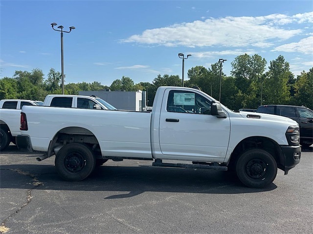 2026 Ram 2500 Tradesman photo 9