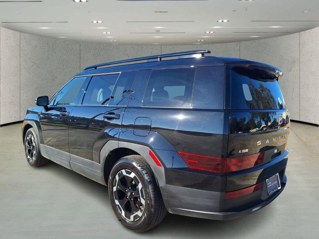 2025 Hyundai Santa Fe SEL photo 2