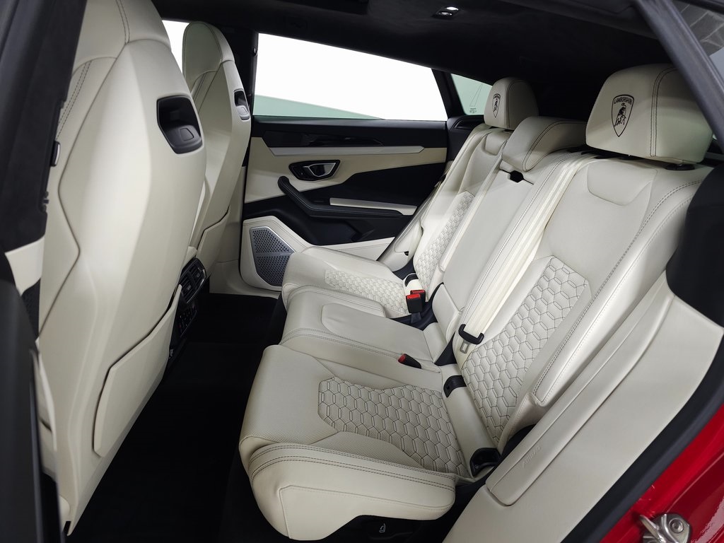 2021 LAMBORGHINI URUS - Image 43