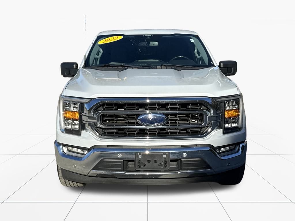 2022 Ford F-150 XLT photo 2