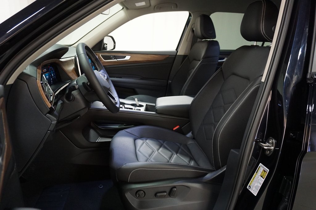 2026 Volkswagen Atlas SE photo 10