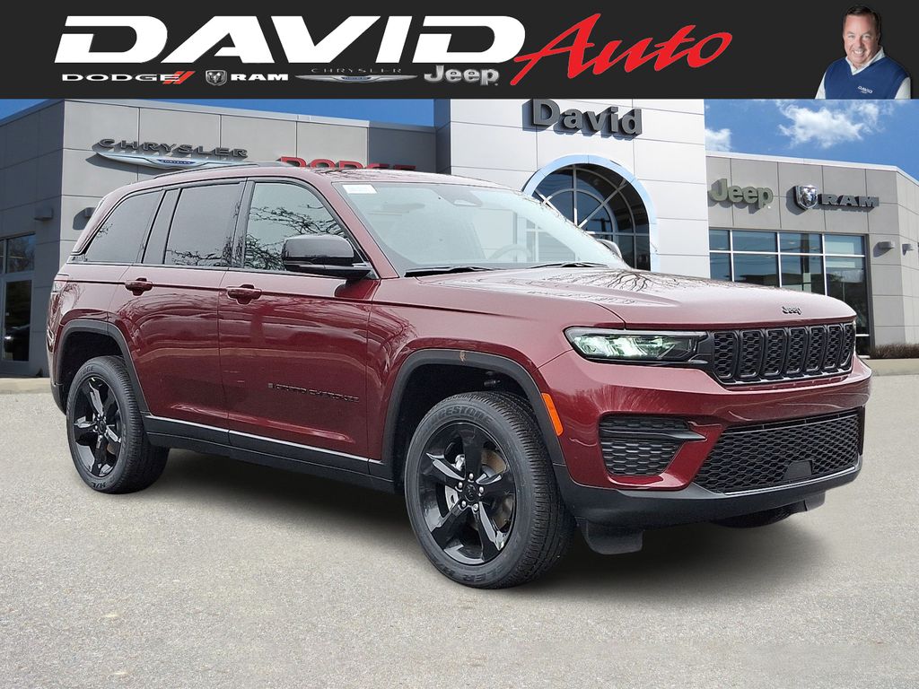 2025 Jeep Grand Cherokee Altitude's photo