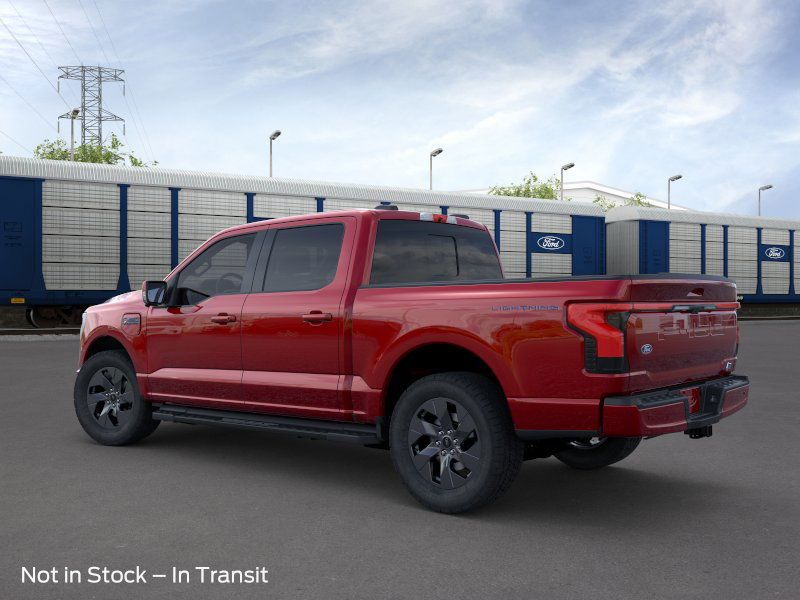 2025 Ford F-150 Lightning Lariat photo 4