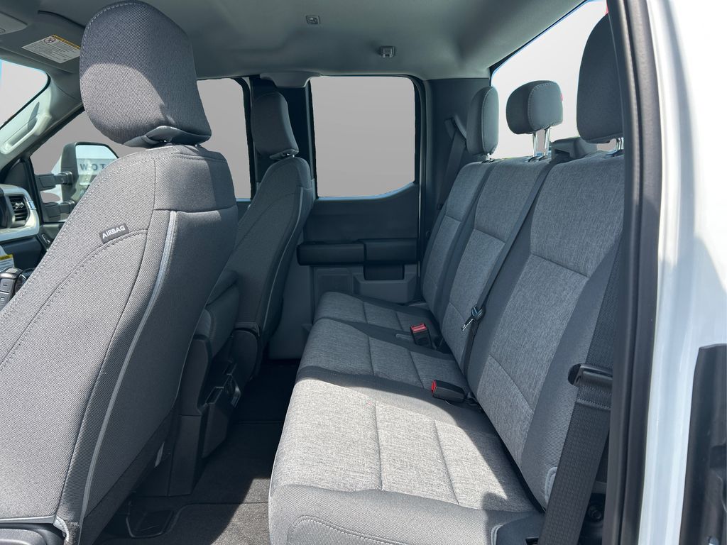 2025 Ford F-350 XL photo 10