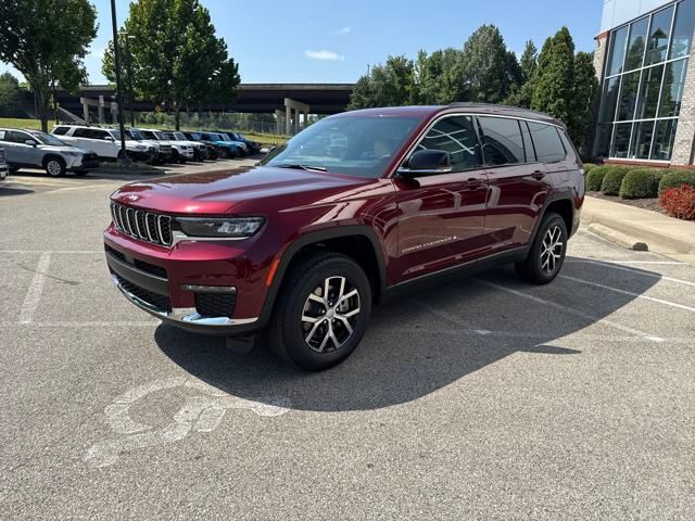 2025 Jeep Grand Cherokee L Limited's photo
