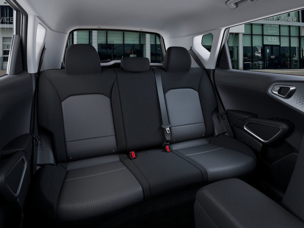 2025 Kia Soul S photo 14