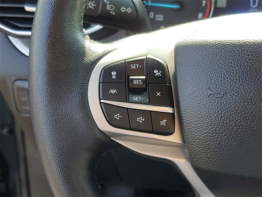 2022 Ford Explorer XLT photo 12