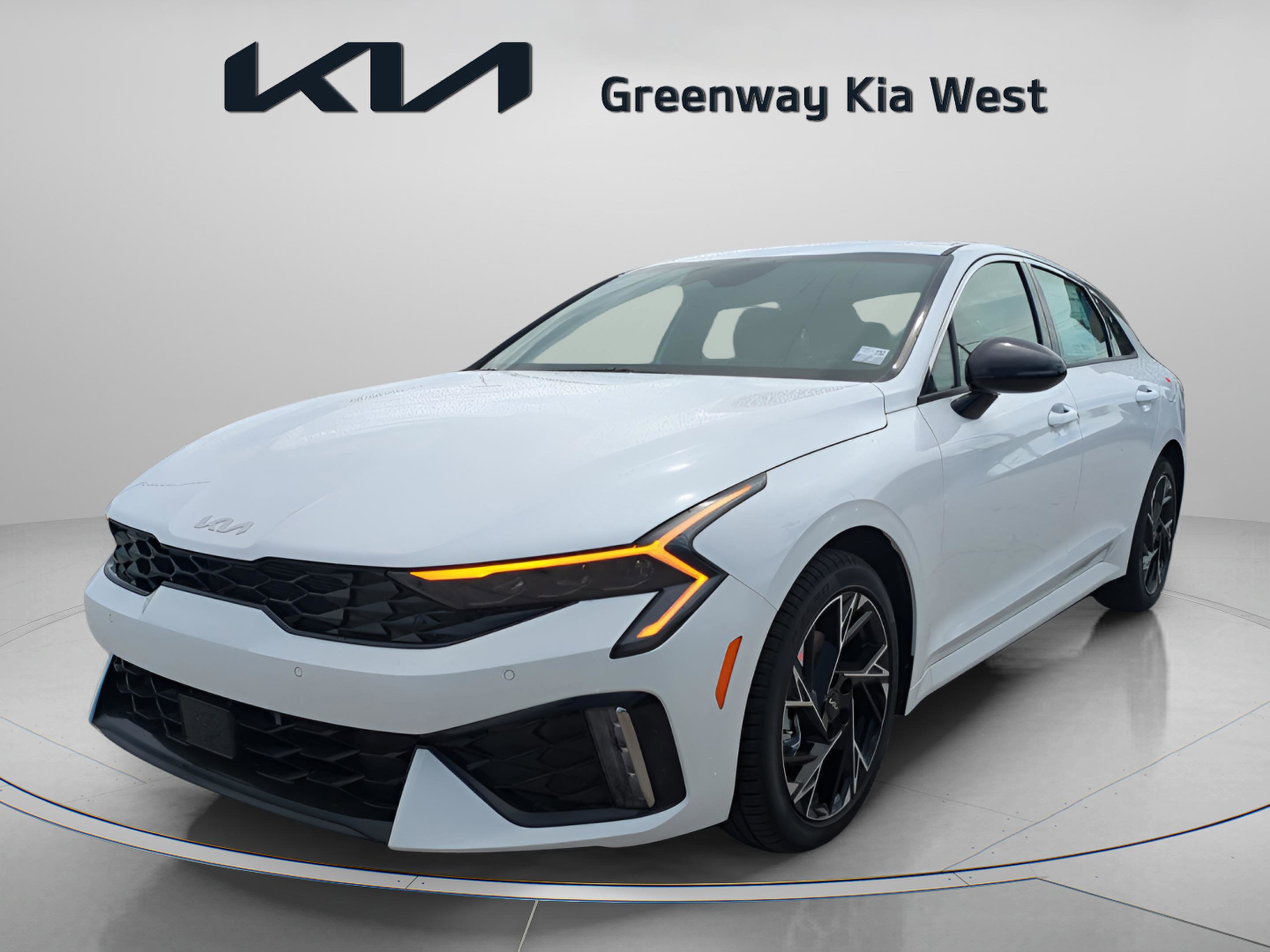 2026 Kia K5 GT-Line photo 4