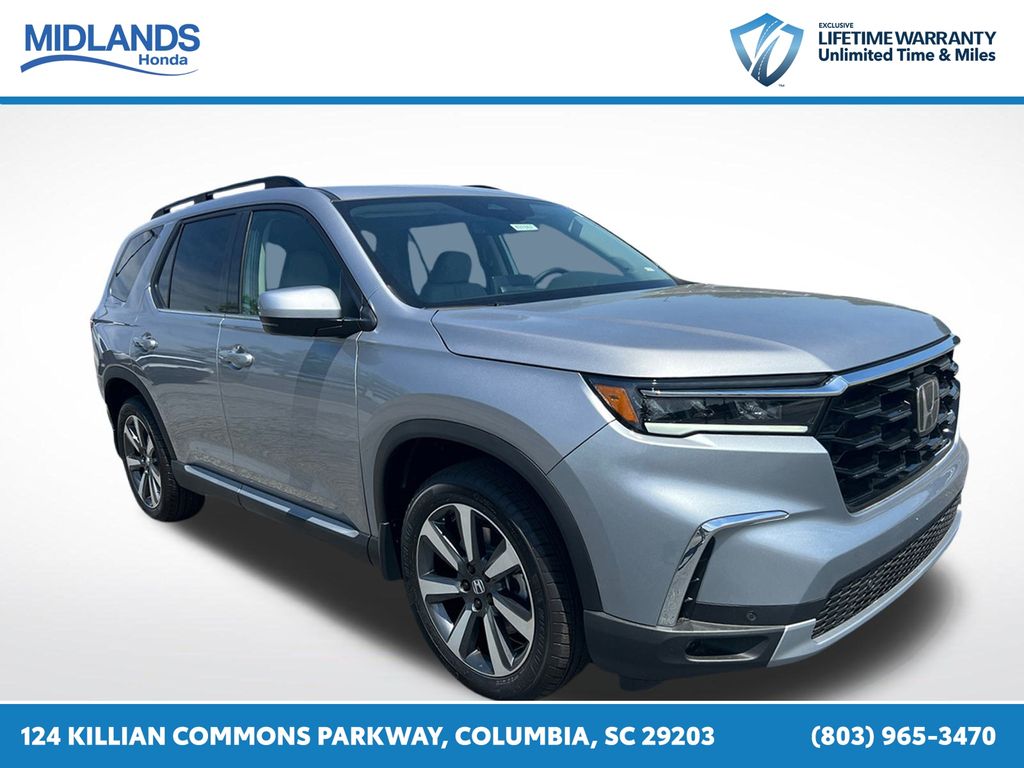 2025 Honda Pilot Touring's photo