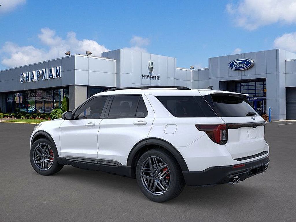 2025 Ford Explorer ST photo 2