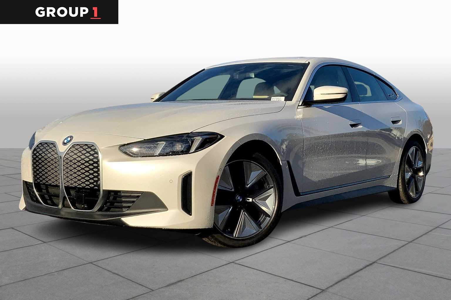 2025 BMW i4 40's photo