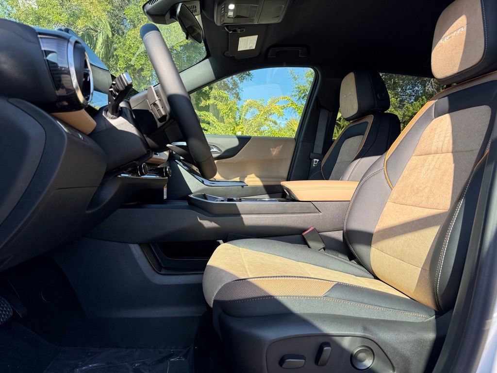 2026 Chevrolet Equinox ACTIV photo 11