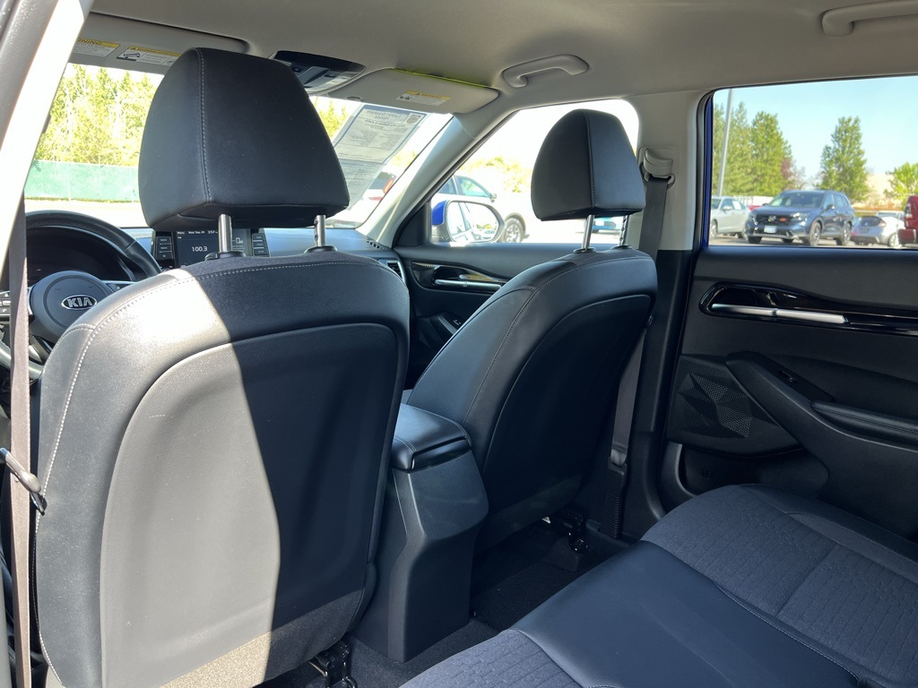 2021 Kia Seltos S photo 23