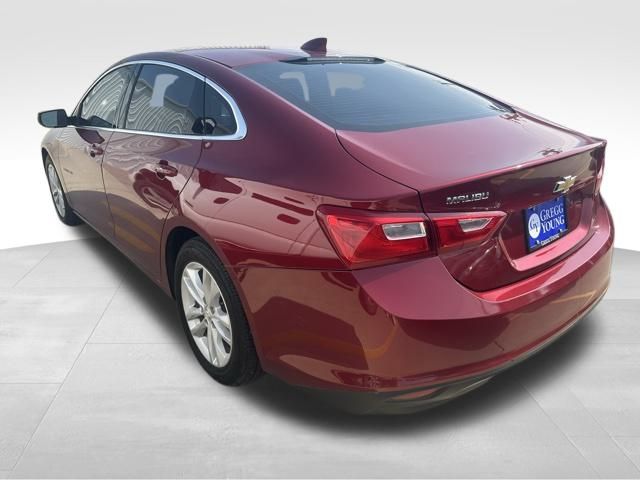 2018 Chevrolet Malibu 1LT photo 2