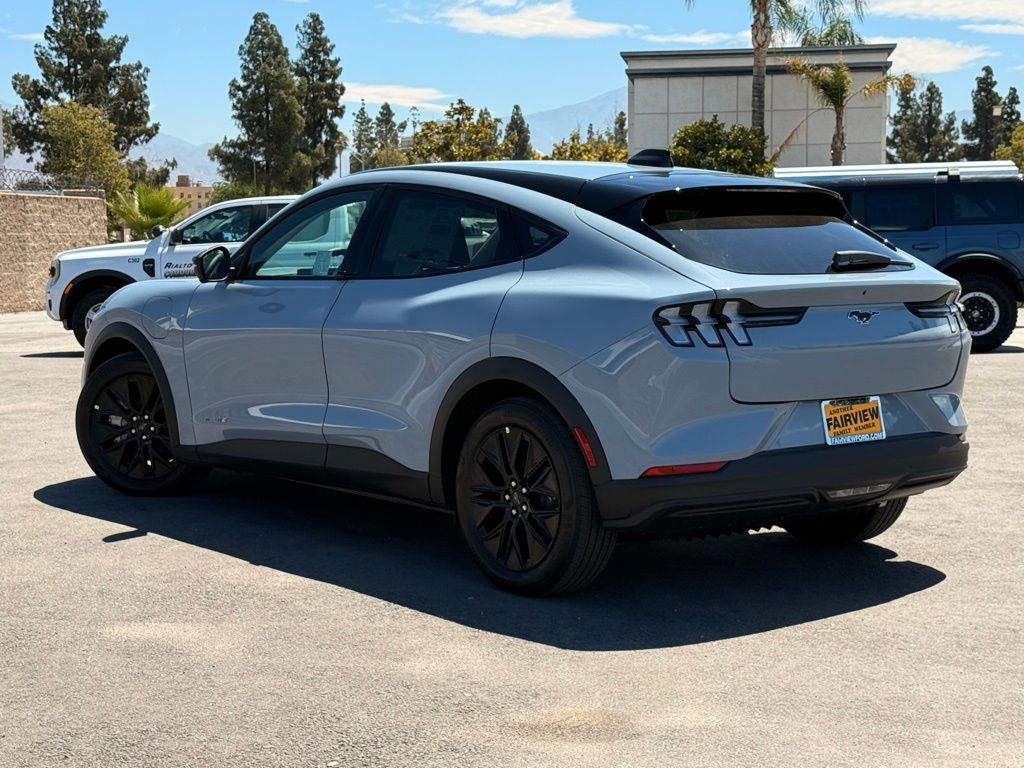 2025 Ford Mustang Mach-E Select photo 4