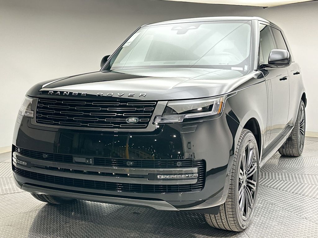 2026 Land Rover Range Rover SE's photo