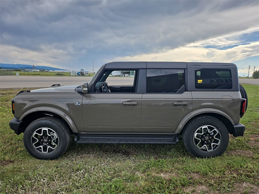 2025 Ford Bronco Outer Banks photo 15