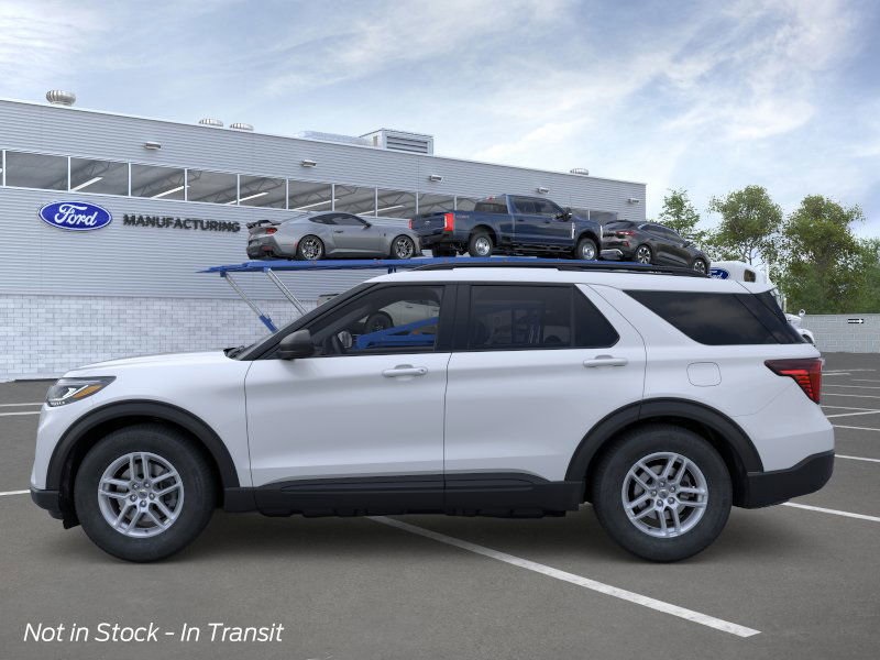 2026 Ford Explorer photo 4