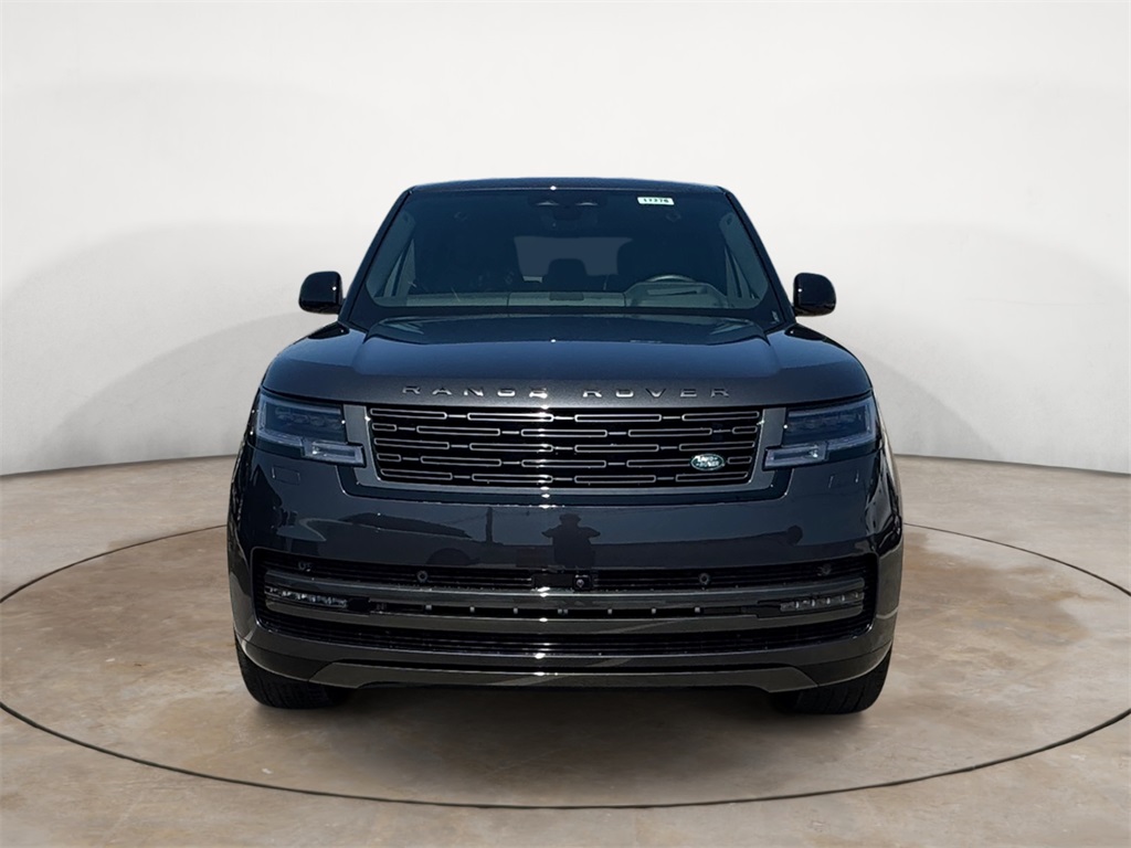 2025 Land Rover Range Rover SE photo 7