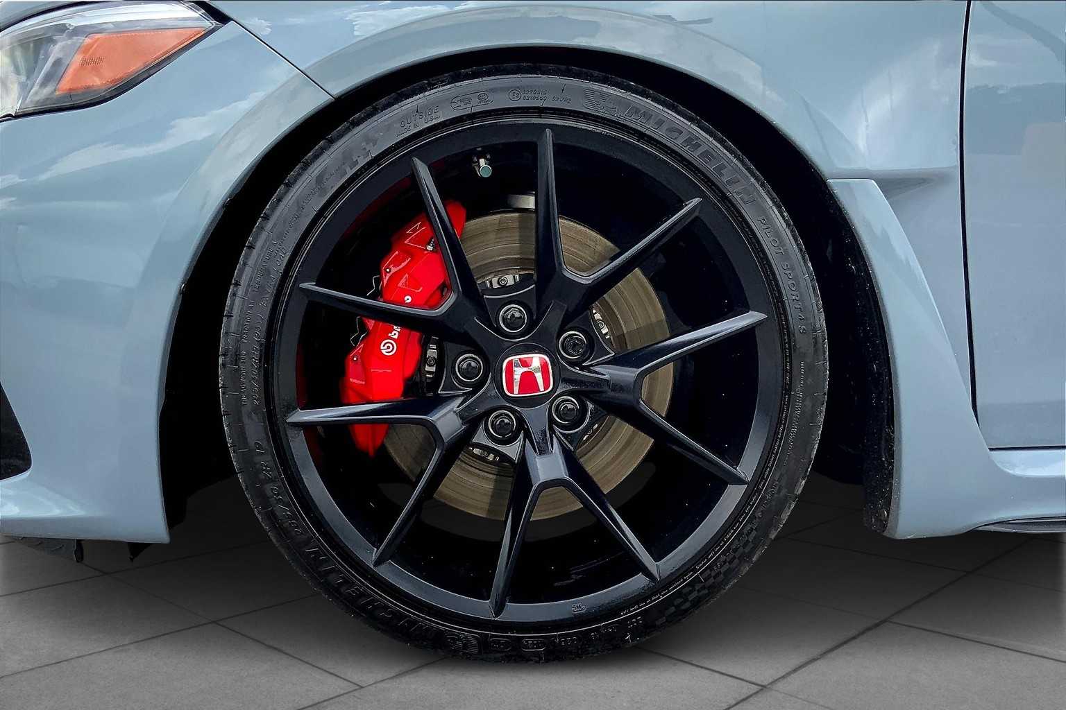 2025 Honda Civic Type R photo 10